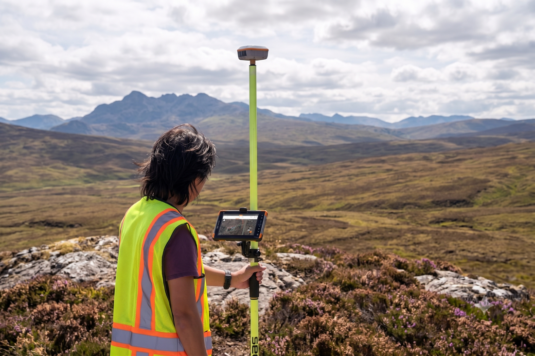 How to Map Off the Grid: Zero-Infrastructure Surveying with the Juniper Geode